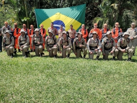 Corpo de Bombeiros RJ forma nova turma de especialistas em incêndio florestal