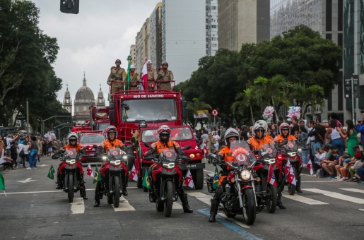 Corpo de Bombeiros RJ brilha com investimentos de peso no Desfile Cívico-Militar da Independência