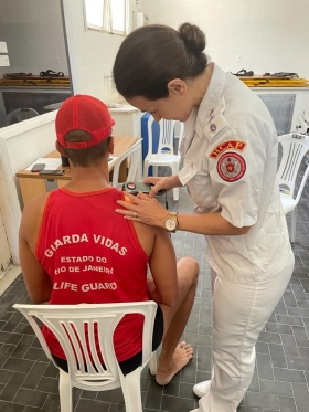 Corpo de Bombeiros do Rio realiza inspeções dermatológicas para prevenção do câncer de pele