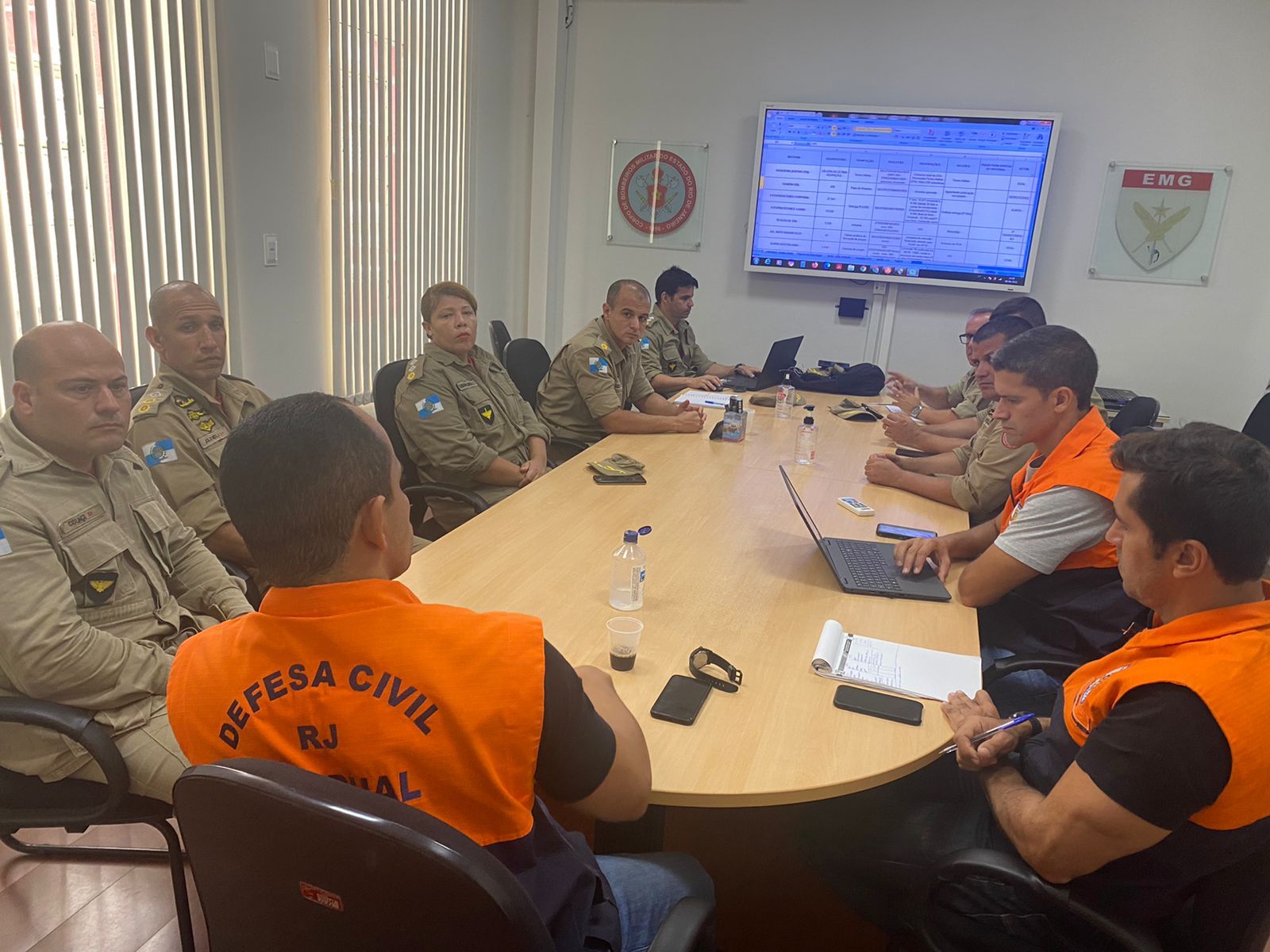 Corpo de Bombeiros RJ debate necessidades e processos de aquisição para os Grupamentos Marítimos