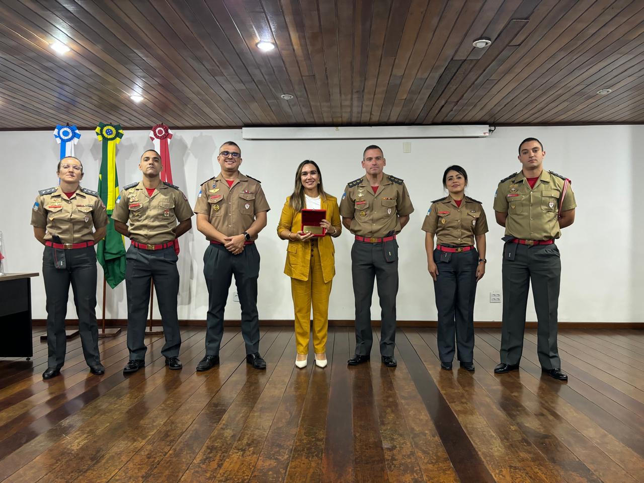 CBMERJ promove palestras aos alunos da Escola Superior de Comando de Bombeiro Militar