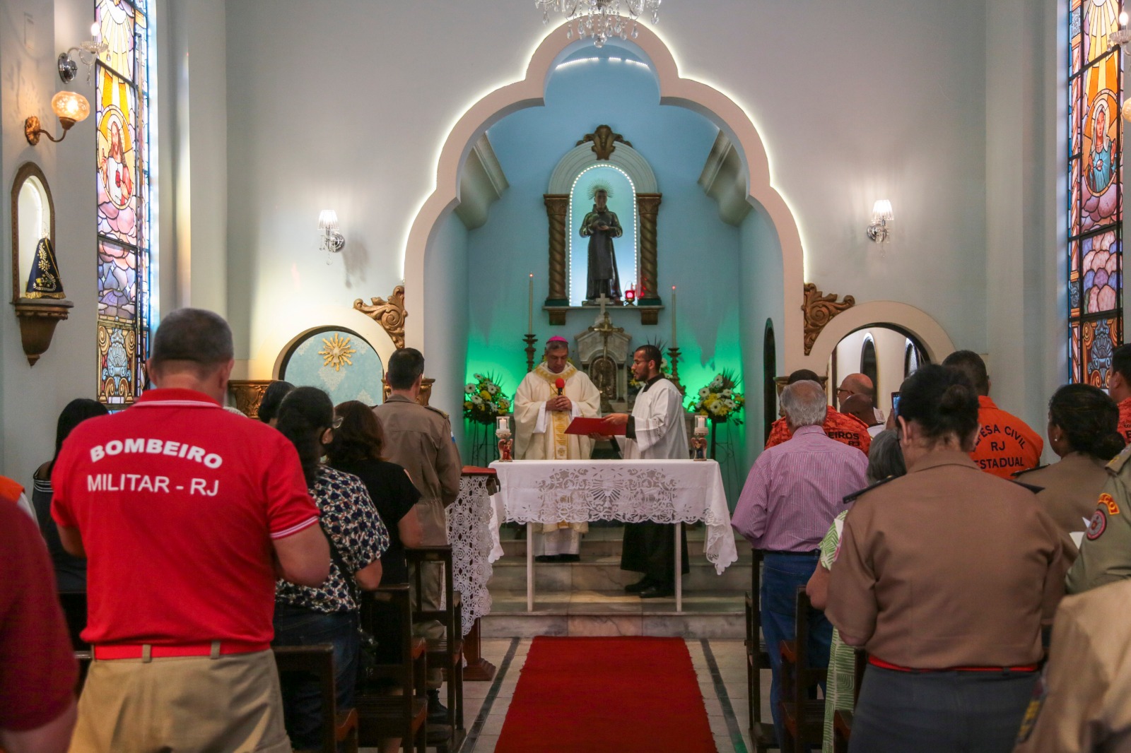 CBMERJ recebe visita de arcebispo militar no Quartel Central⁣​