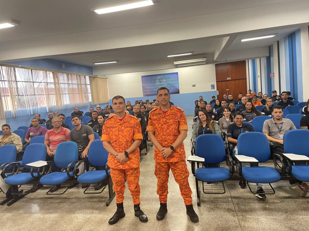 Quartel de Volta Redonda promove palestra sobre Abordagens Técnicas às Tentativas de Suicídio (ATTS)