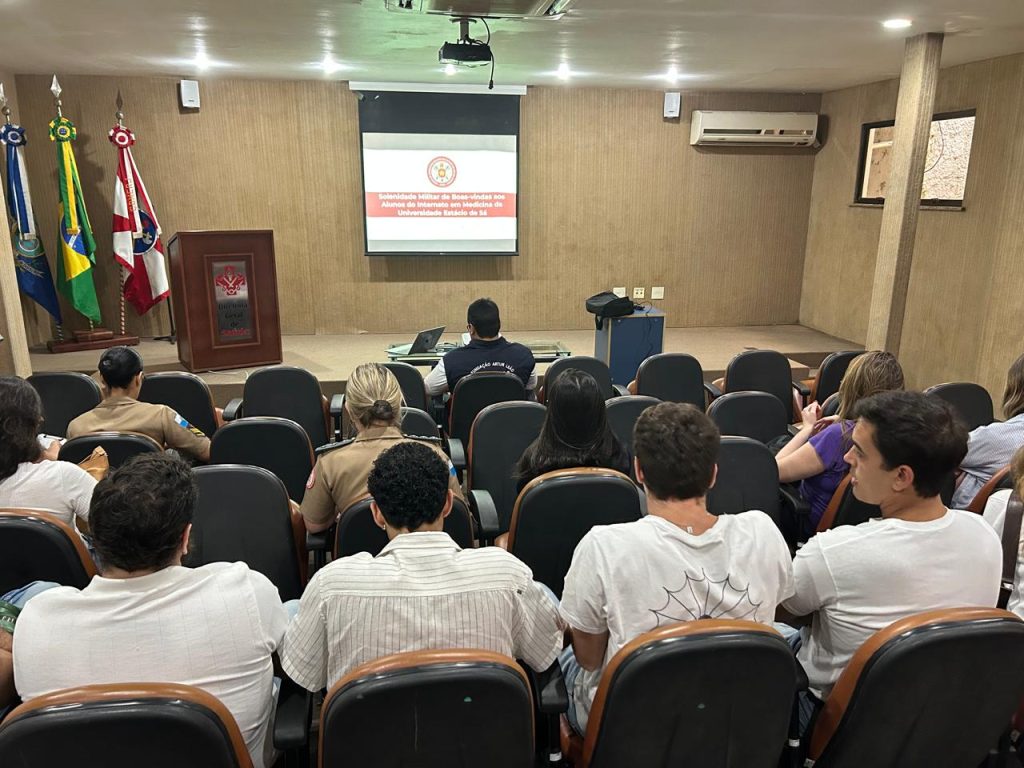 HCAP acolhe internos em Medicina da UNESA, com o apoio da FABOM