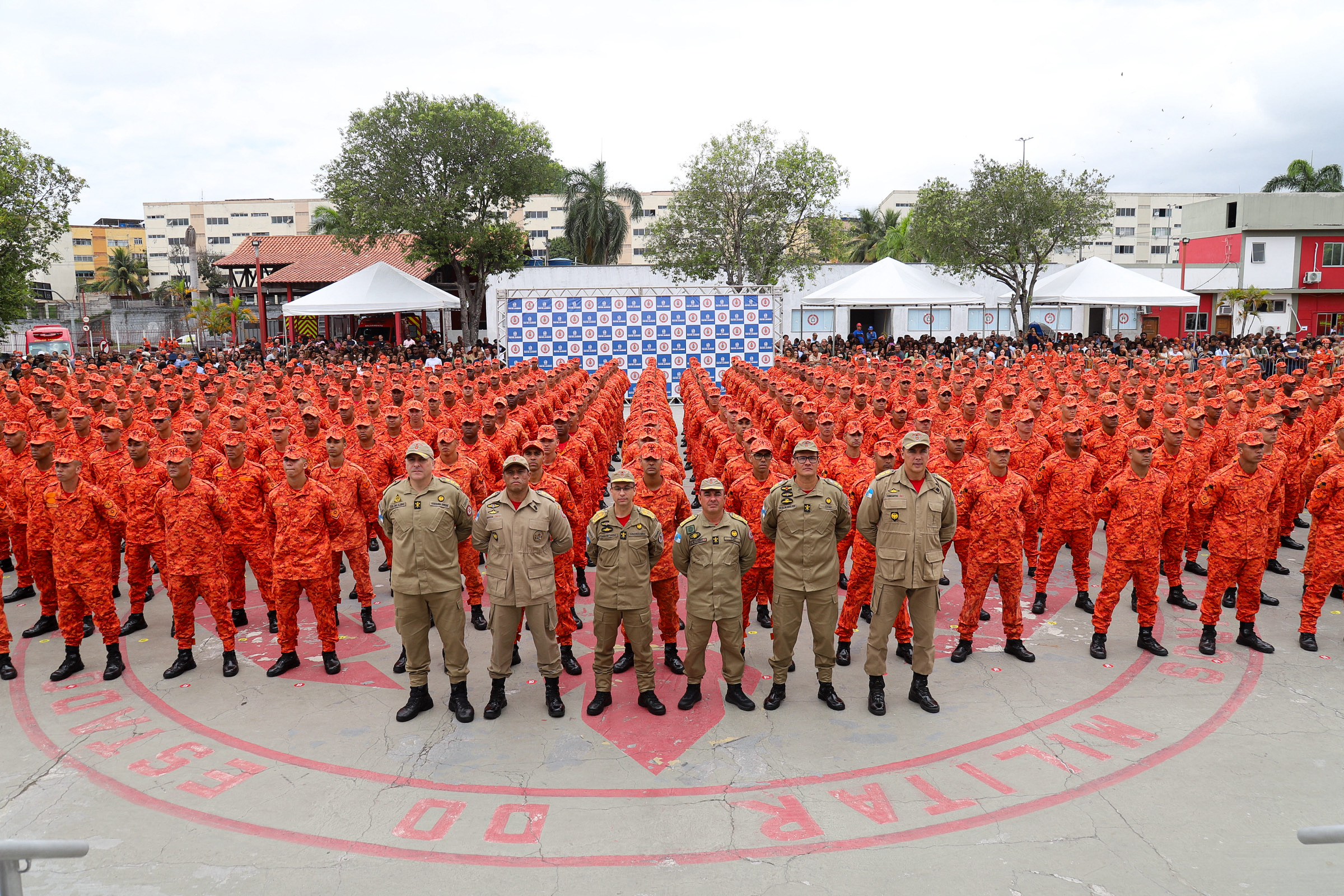 CBMERJ forma mais de 450 novos soldados em cerimônia que marca reforço operacional no estado