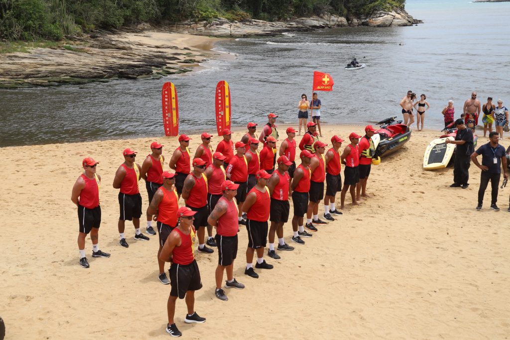 Projeto Bombeiro 100% fortalece a segurança no Litoral Norte Fluminense com inaugurações em Macaé e Rio das Ostras