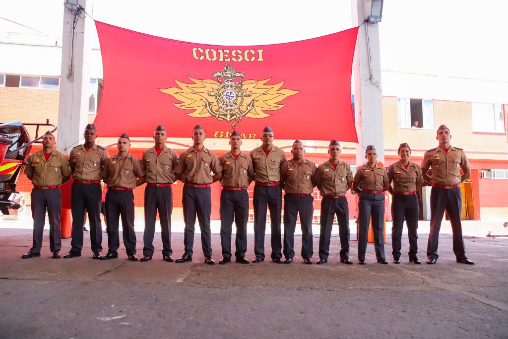 Corpo de Bombeiros forma novos operadores do Curso de Operações com Embarcações de Salvamento e Combate a Incêndio