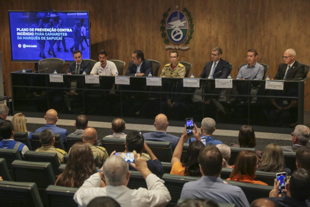 Corpo de Bombeiros divulga plano de prevenção contra incêndio para camarotes da Marquês de Sapucaí