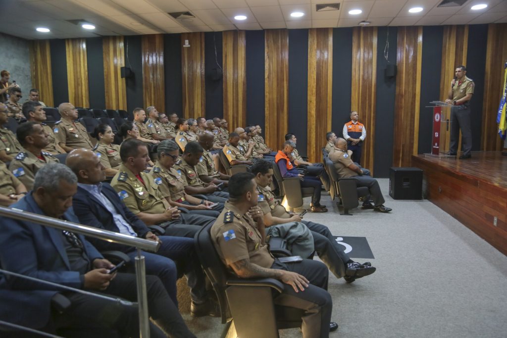 CBMERJ realiza aula inaugural do CCOS – Turma B