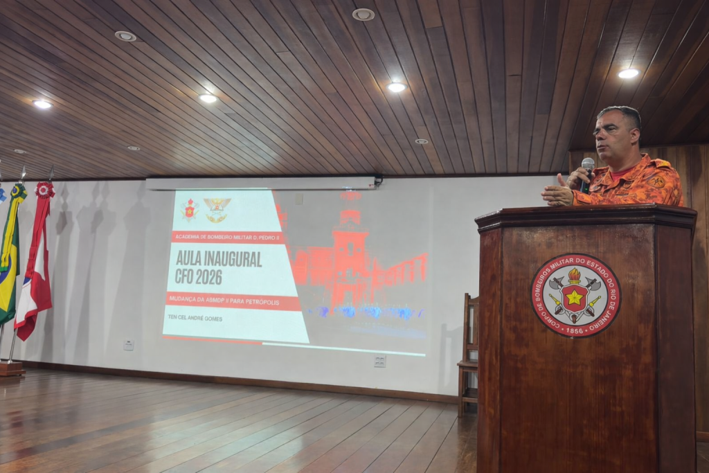 Academia de Bombeiros Dom Pedro II inicia ano letivo com aula inaugural