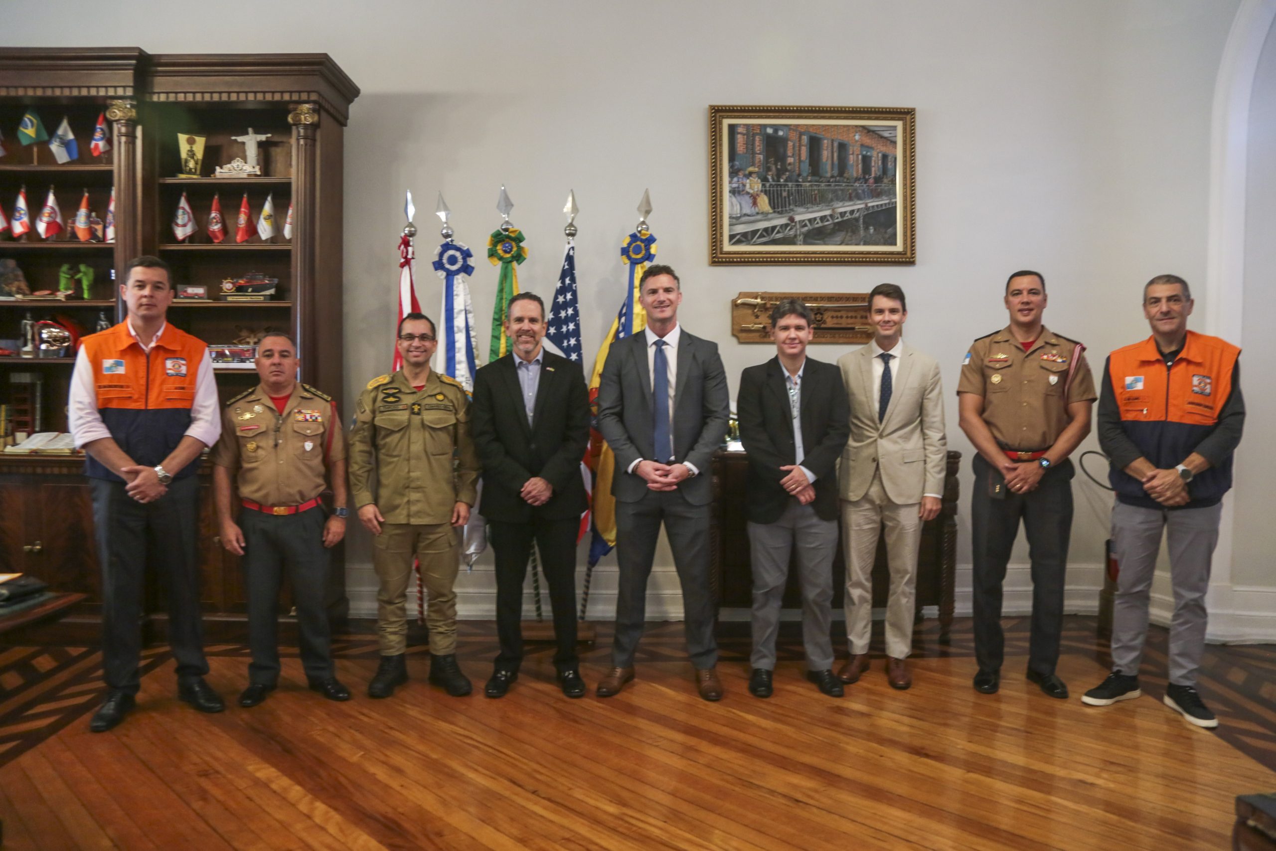 CBMERJ recebe visita do Cônsul-Geral dos Estados Unidos e avança em cooperação internacional nas áreas de Segurança e Defesa Civil