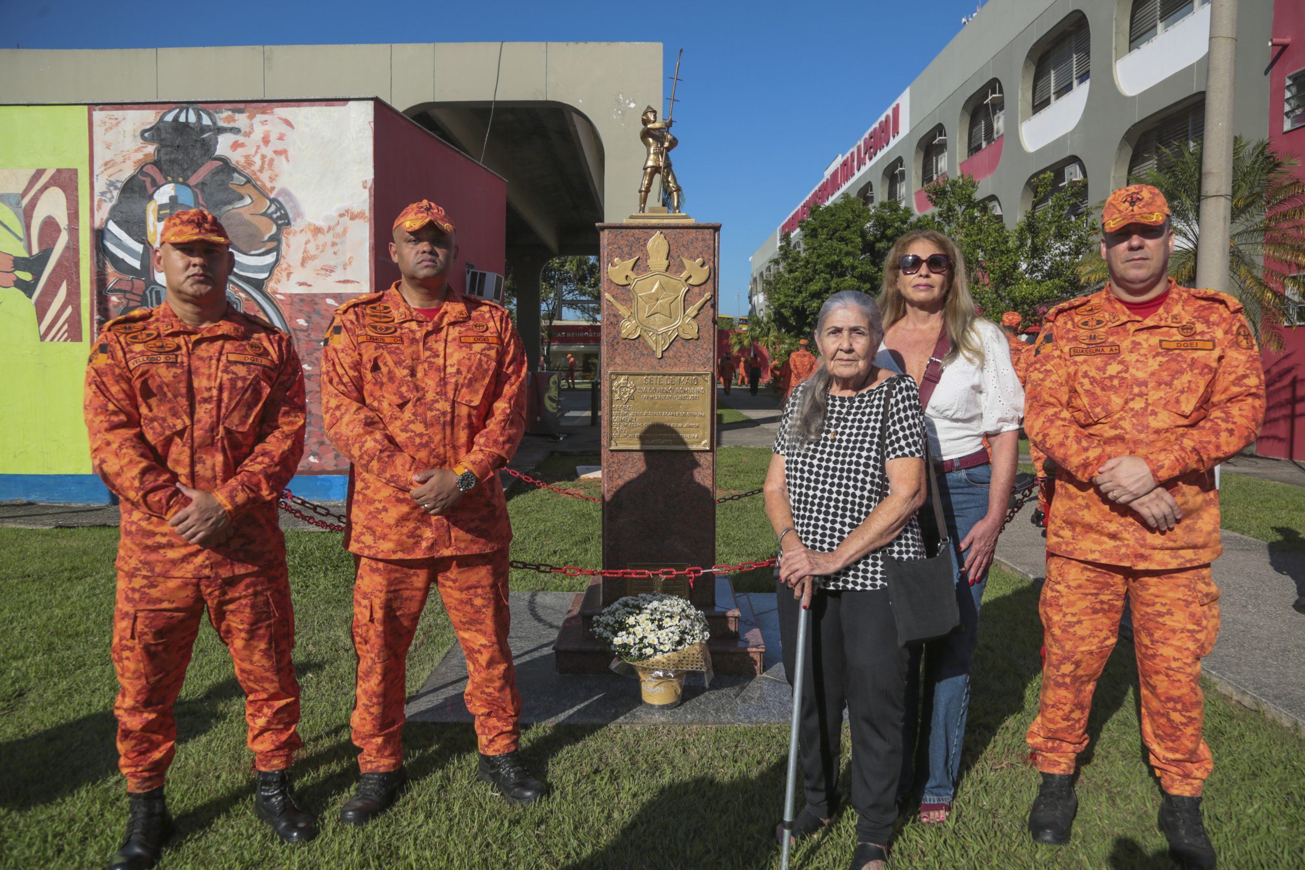Heróis da Ilha do Braço Forte: CBMERJ homenageia militares tombados em serviço