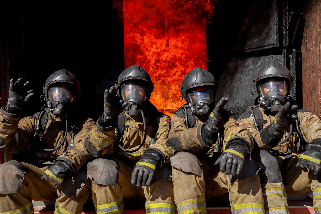 CBMERJ forma nova turma de instrutores especializados em combate a incêndios urbanos