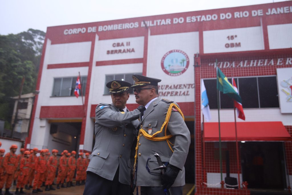 CBMERJ realiza passagem de comando da Região Serrana e oficializa novo secretário de Defesa Civil de Petrópolis