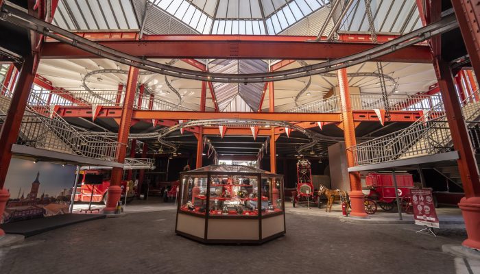 Interior do Museu Histórico, local onde funcionava a antiga oficina do Corpo de Bombeiros inaugura em 1908.